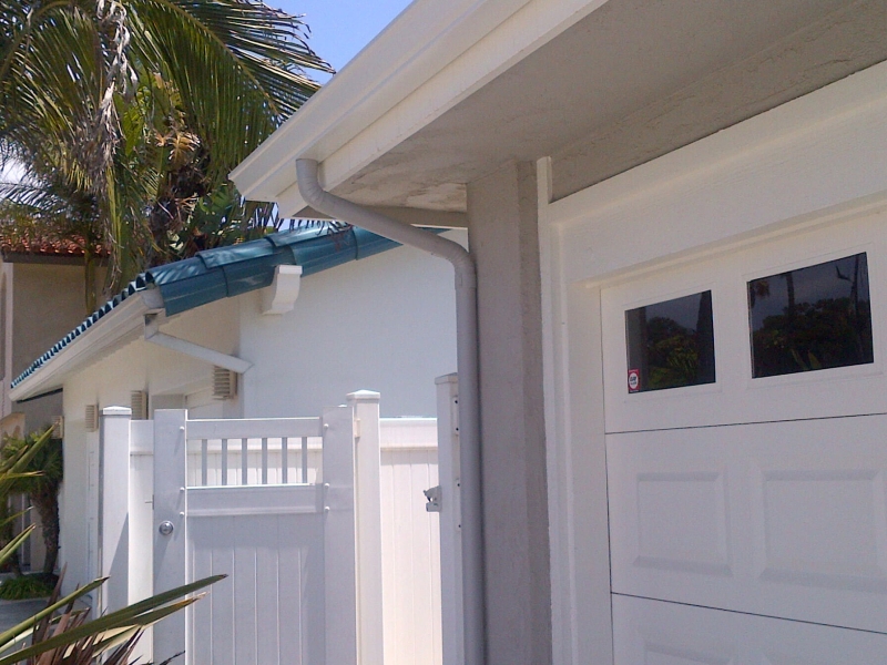 Solar-Powered Gutter Guards Solar-Powered Gutter Guards